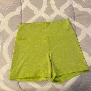 Fleo Shorts (True High)